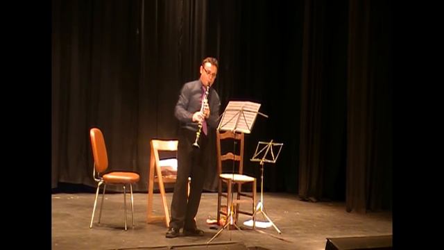 Three pieces after Gershwin for clarinet alone. Paul Harvey смотреть онлайн