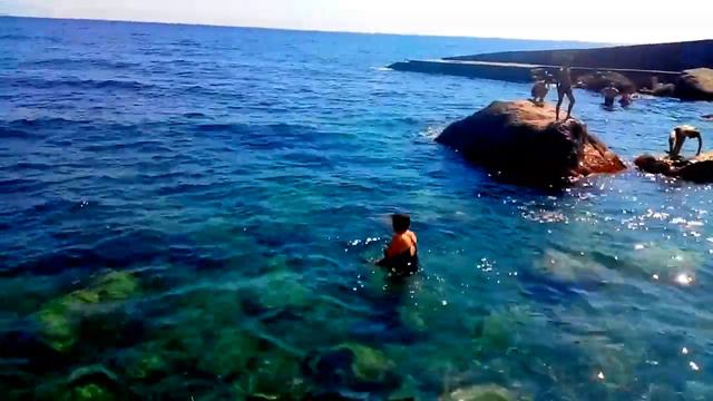 Алупка пляж Лазурный берег. смотреть онлайн
