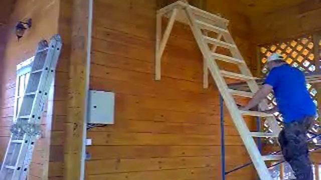 Лестница на чердак.