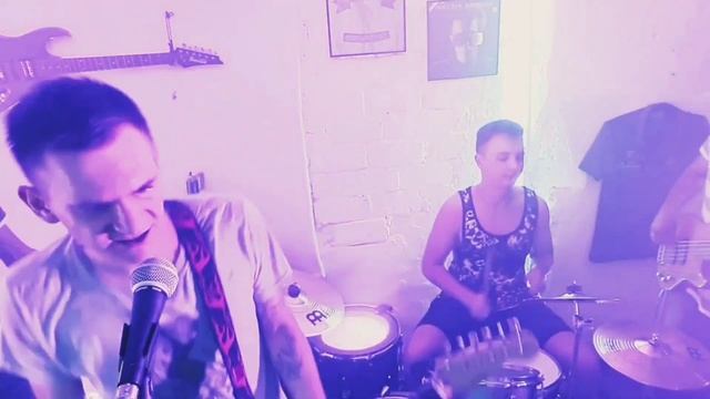 GAYAZOV$ BROTHER$ / Увезите меня на Дип-Хаус (Cover by Grinch Project) смотреть онлайн