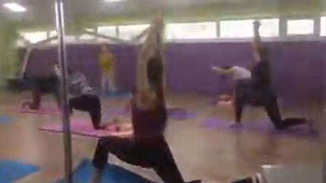 Академия фитнеса, фитнес-клуб смотреть онлайн