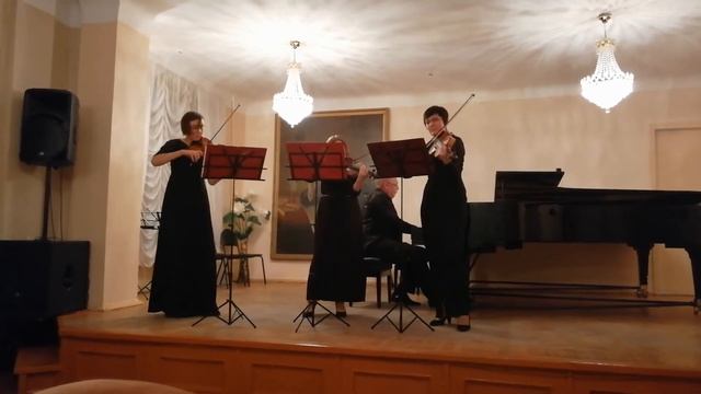 шнитке Полька 2019 АМК смотреть онлайн