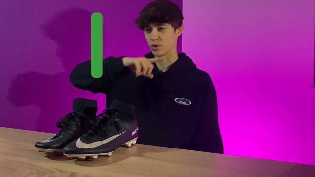 САМЫЙ ВОНЮЧИЙ ЛАЙФХАК || Как убрать не приятный запах из бутс??? смотреть онлайн