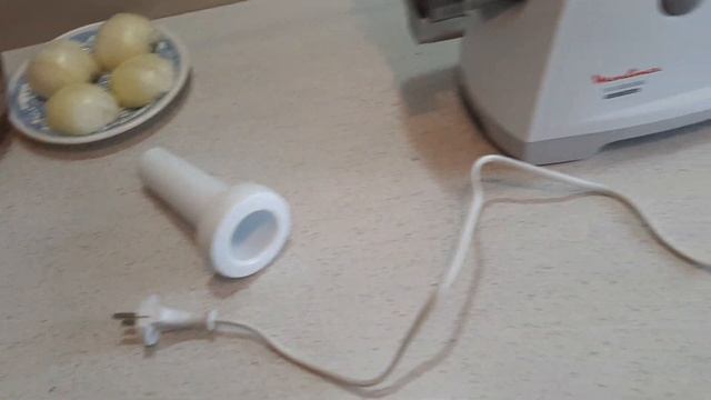 ? Мясорубка Moulinex ME620132 - перемалывает мясо