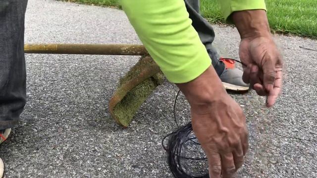 Replacing a Stihl FS70 RC Trimmer Head With an Echo Speed Feed 400 Head смотреть онлайн