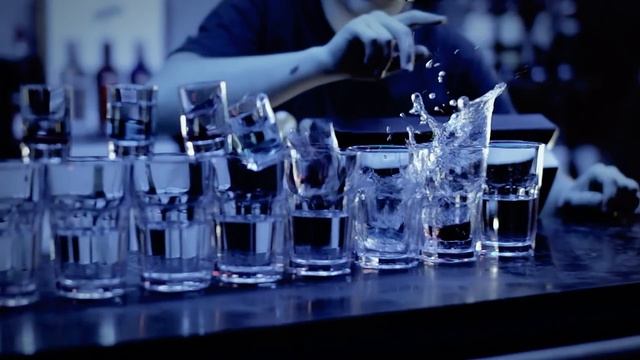 Twixtor Pro 5 & Canon 550D/Rebel T2i - Drops (Super Slow Motion) смотреть онлайн