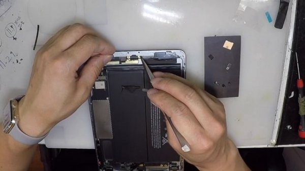 iPad mini 2 Charging port Repair & Replacement (How to remove safe! Touch screen and LCD)