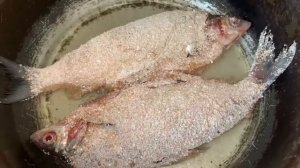 Жареный сырок, очень нежная рыбка.