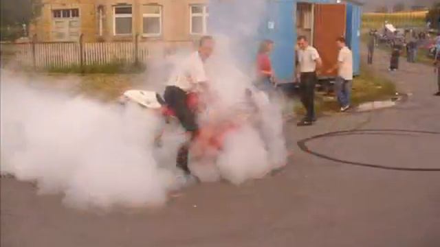 Ducati 916 SPS Burnout BÖHSE BUBEN 2005 (Pfludi).mp4 смотреть онлайн