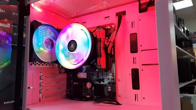 Розовый цвет, RGB, Ryzen 3 Pro 2100GE / 16Gb / ssd 240Gb / Radeon RX Vega 3 / Zet Gaming MS4 Pink смотреть онлайн