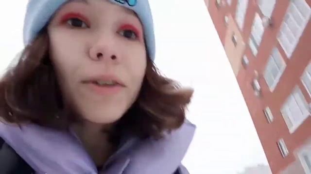 Версия: Школа. Влог отстойного подростка 2 / Jessberry смотреть онлайн