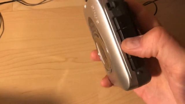 Aiwa vintage cassette player radio TA403 смотреть онлайн