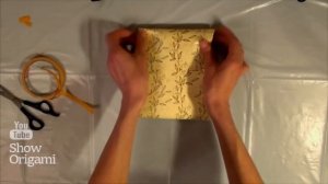 Как упаковать ? футболку в подарок без коробки