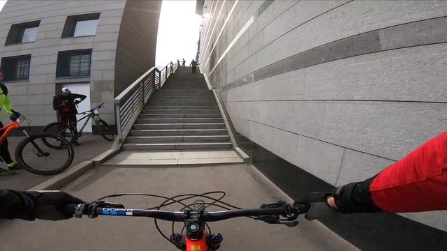 Московский осенний велофестиваль/воробьевы горы смотреть онлайн