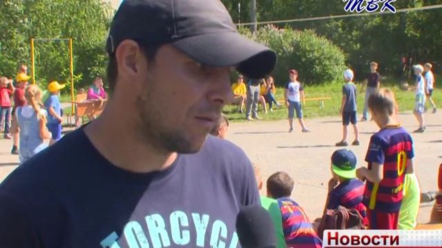 Пионербол для отдыхающих на пришкольных площадках Искитима смотреть онлайн