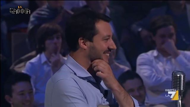 Vittorio Sgarbi, offese per tutti: "Alfano e Grillo merda, Berlusconi una salma" смотреть онлайн