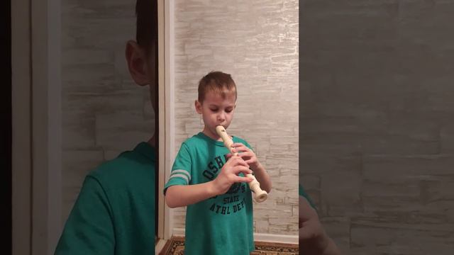 Наши первые ноты на флейте смотреть онлайн