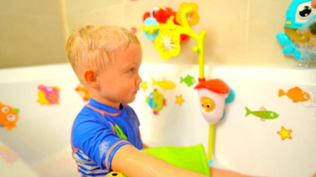 Диана и Матвей песенка про ванную смотреть онлайн