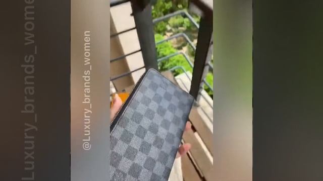 Органайзер Louis Vuitton Zippy кошелёк LV портмоне смотреть онлайн