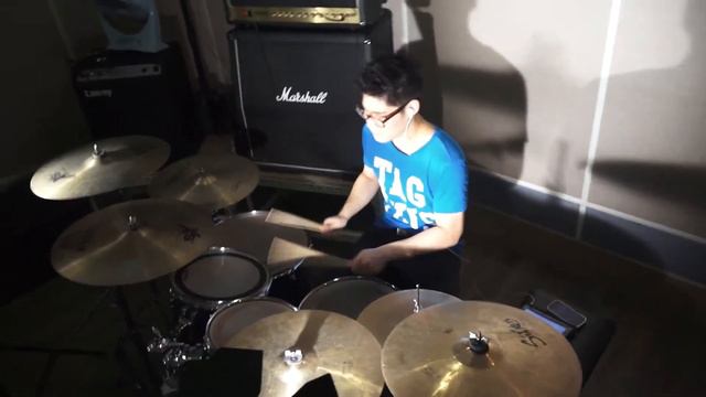 TK - Jamie Berry & The Andrew Sisters - Johnny's Back Drum Cover смотреть онлайн