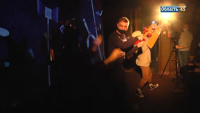 Курганские зрители получат театральную «прививку» смотреть онлайн