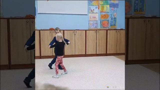 Гимнастика, танцы (дети с СД) смотреть онлайн