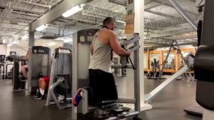 6 Самых Бесполезных Тренажёров в Зале для Тренировок
