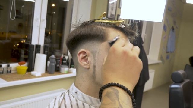 Стрижка crew cut без пробора смотреть онлайн