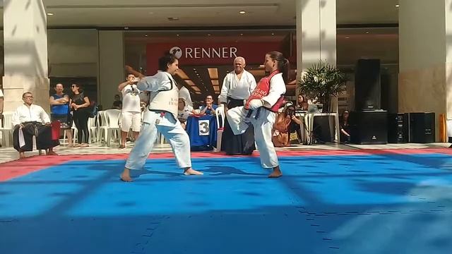 Atleta Arena Shotokan Isabela Vilhena, Conquistou Prata No Kumite (kihonipoon) E Ouro No Kata