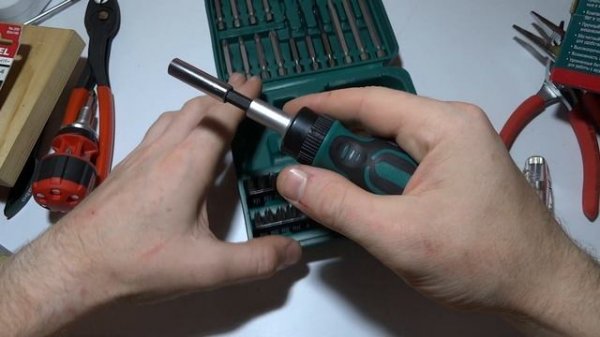 Реверсивная отвертка Kraftool X-DRIVE