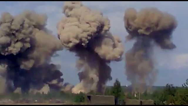 Подрыв старых боеприпасов в 9-й омсбр ВС РФ смотреть онлайн