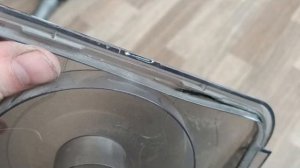 Пыль собирается в циклоне.  Ремонт пылесоса Своими Руками.