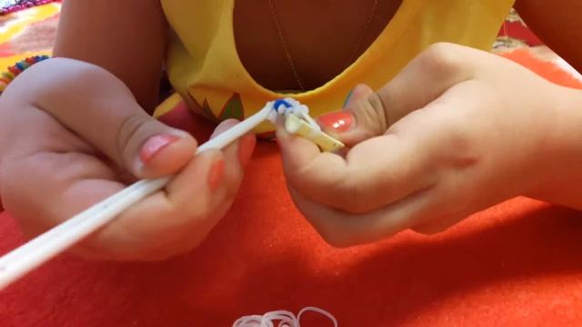 Браслет рыбий хвост наоборот из резинок на рогатке смотреть онлайн