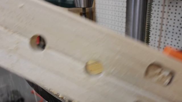 Шикарная идея для дома из стропы и липовых брусков! смотреть онлайн