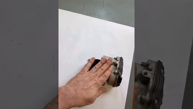 How a turbo bypass valve works смотреть онлайн