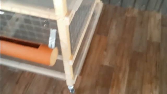 Клетки для бройлеров своими руками. Размеры. Варианты кормушек смотреть онлайн