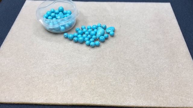 Бусы с кораллом и два сотуара с говлитом. Переделка украшений для Натальи из Таганрога. Часть 4. смотреть онлайн