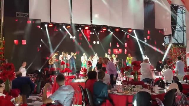 ВИА "ШНУРКИ". САРАТОВ. САМАРА. СТУДИЯ ГРАНДИОЗНЫХ ПРАЗДНИКОВ ВАРВАРЫ ВИШНИ смотреть онлайн