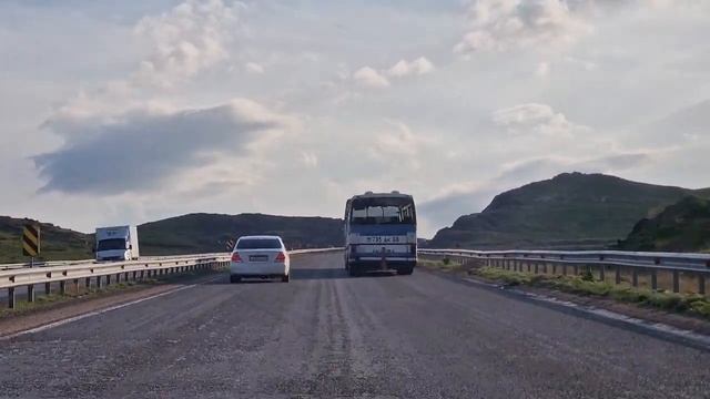 Куюкский перевал. Трасса Шымкент-Тараз-Алматы. Апрель 2023. Казахстан - 1 Minute Story NS