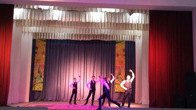 «Необычный вальс». КГУ "Корнеевская гимназия" смотреть онлайн