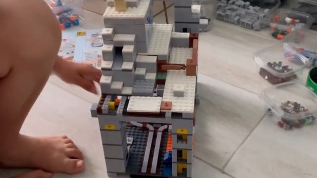 Lego Minecraft mountain cave 21135 распаковка и сбор, аналог Bella смотреть онлайн