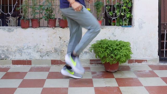 Best Running Shoes | Nike Downshifter 13 VS Nike Revolution 7 | Hindi смотреть онлайн