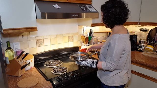 How To Make Lentils Soup (Greek Fakes) - The Most Tasty And Easy Soup You Ever Had!