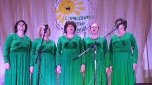 Ой кому то нынче плачется а кому смеется