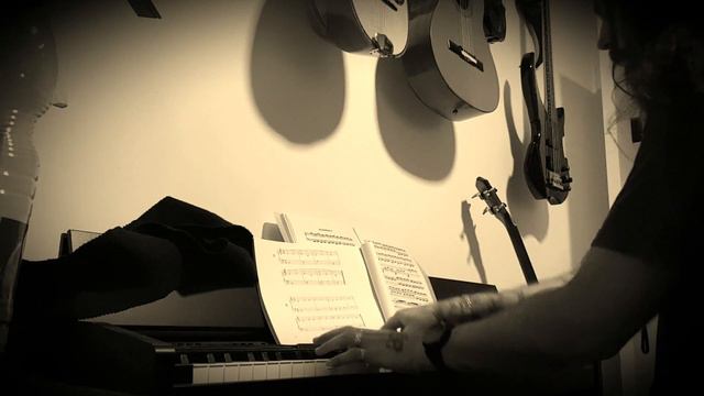 Bendor - Synth Strings Improvisation no. 74,442 смотреть онлайн