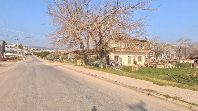 Жизнь на море в Турции: Обзор района Демирташ в Алании (2023) смотреть онлайн
