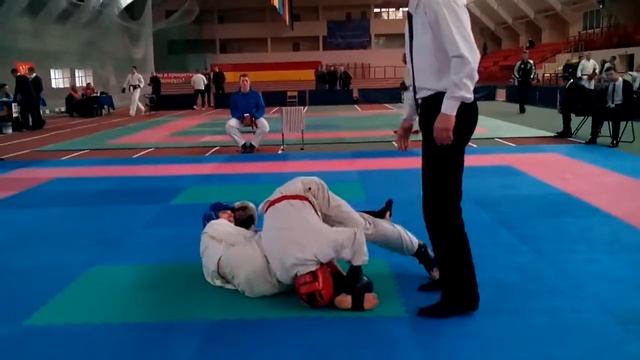 Досрочная победа бойца КЕФ №1 Гореликова Ильи на Ч те Брестской области по рукопашному бою смотреть онлайн