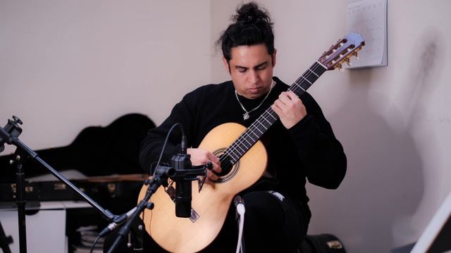 'CELLO SUITE PRELUDE NO.1 BWV 1007 - NATHAN SINCLAIR GUITAR смотреть онлайн