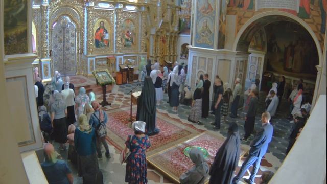 Прямая трансляция всенощной в Лавре: перенесение мощей прп. Феодосия, игумена Киево-Печерского смотреть онлайн