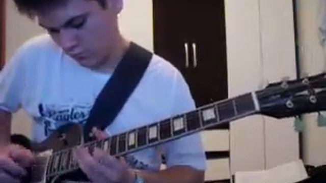 Bruno Fusinatoo Holiday Green Day 5° смотреть онлайн